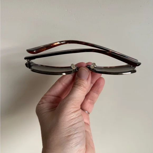 Maui Jim Kawika Brown Tortoise Sunglasses - Picture 2 of 15